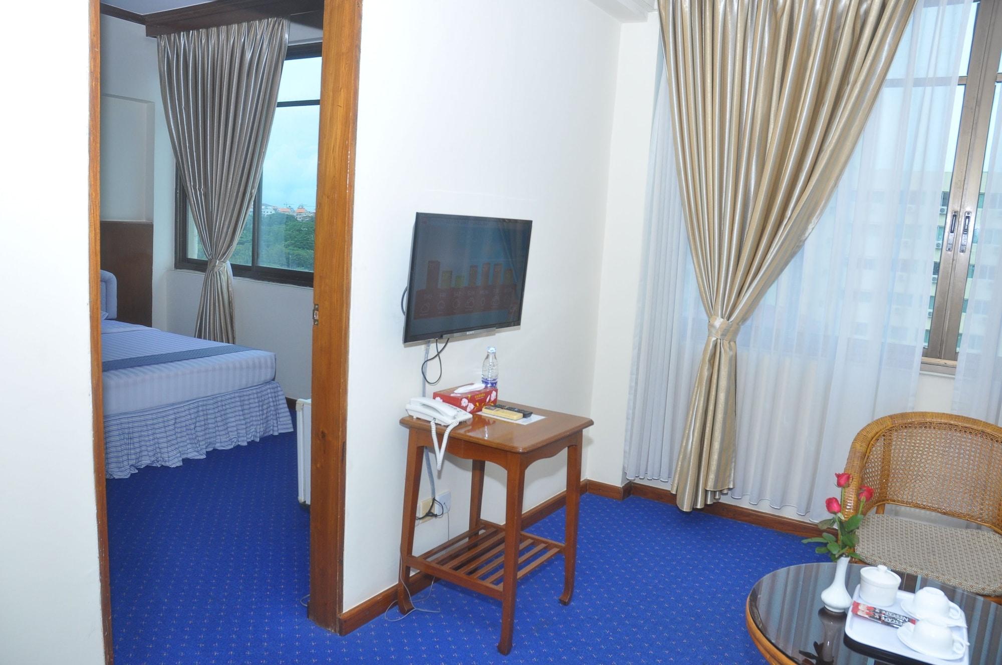 Panorama Hotel Yangon Exterior photo